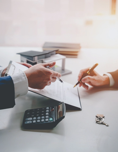 appraiser explaining contract to client summerville sc